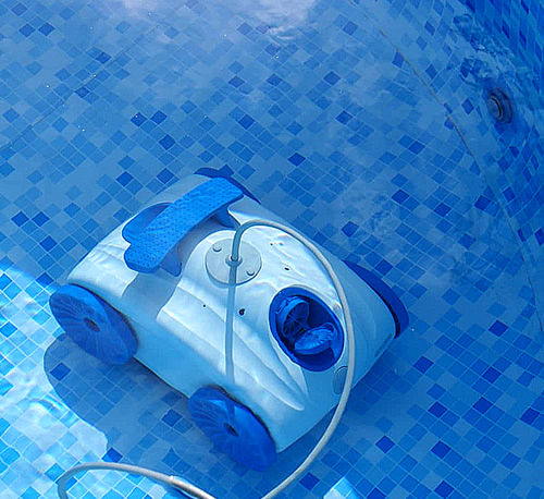Robot da piscina elettrici per il fondo
